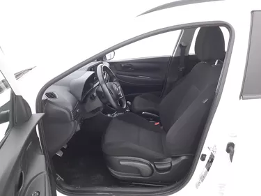 Hyundai Bayon Hybrid XLine 1.0 Mild Hybrid 100CV Manuale Sedili