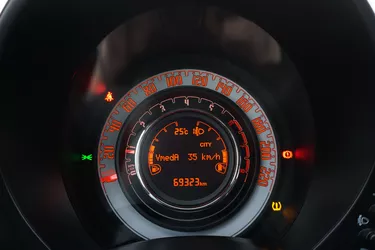 Fiat 500 Hybrid Pop 1.0 Mild Hybrid 70CV Manuale Interni