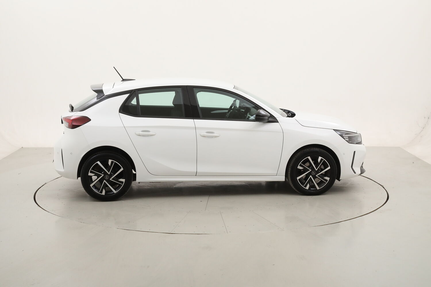 Opel Corsa GS usata del 2025 con 12.819 km