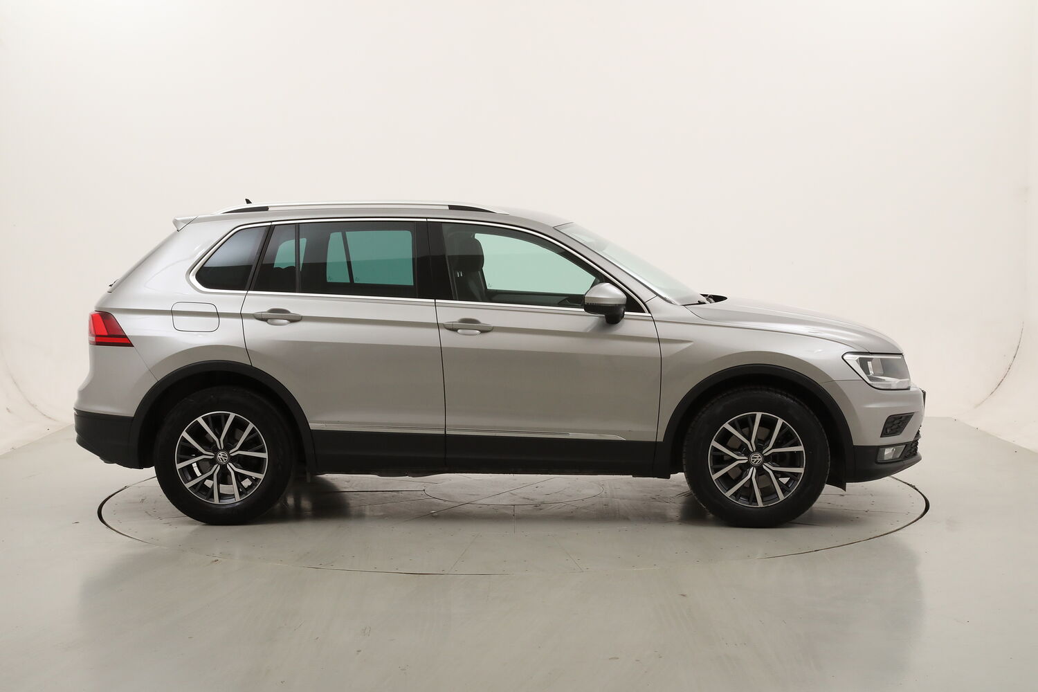 Volkswagen Tiguan Business DSG usata del 2020 con 79.645 km