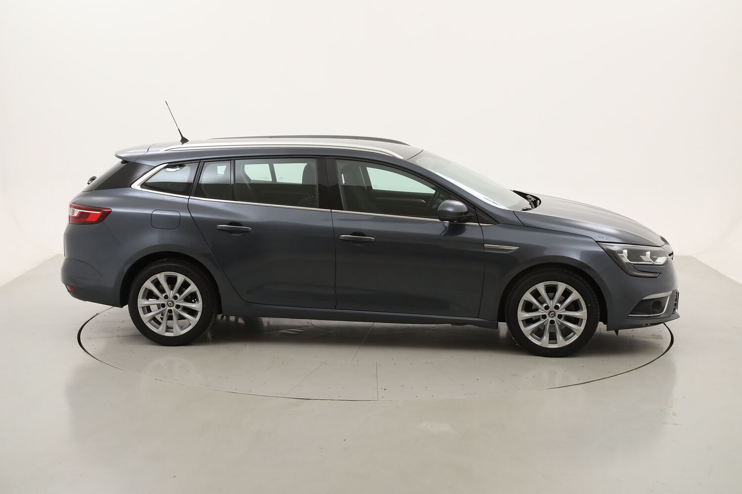 Renault Megane Sporter Duel2 EDC usata del 2020 con 113.500 km
