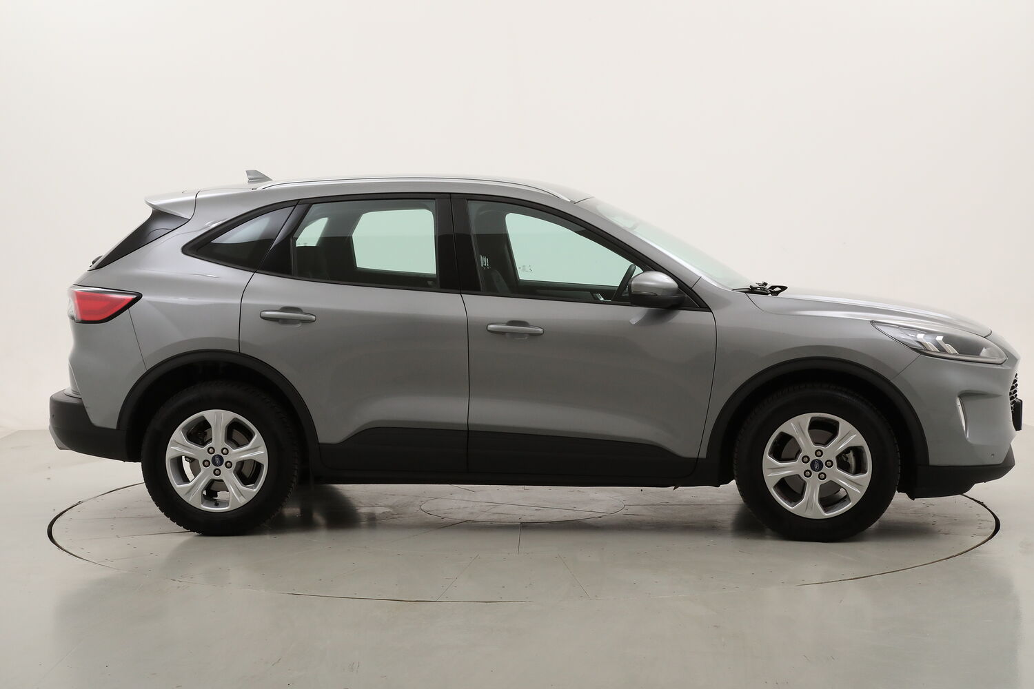 Ford Kuga Connect usata del 2021 con 120.900 km