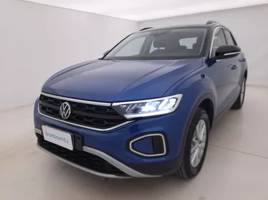 Volkswagen T-Roc Life DSG 1.5 Benzina 150CV Automatico Visione frontale