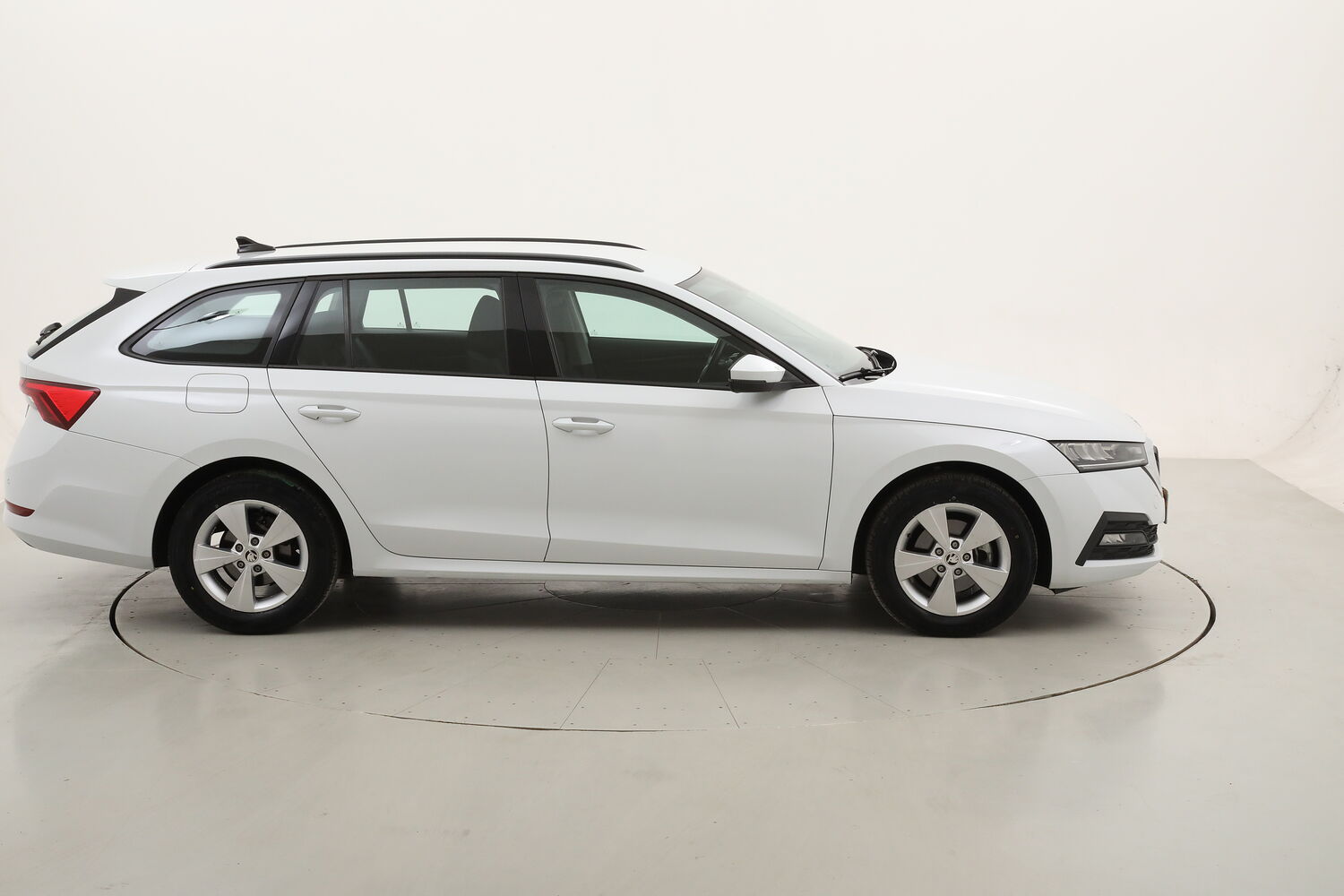 Skoda Octavia Wagon Executive usata del 2020 con 97.180 km