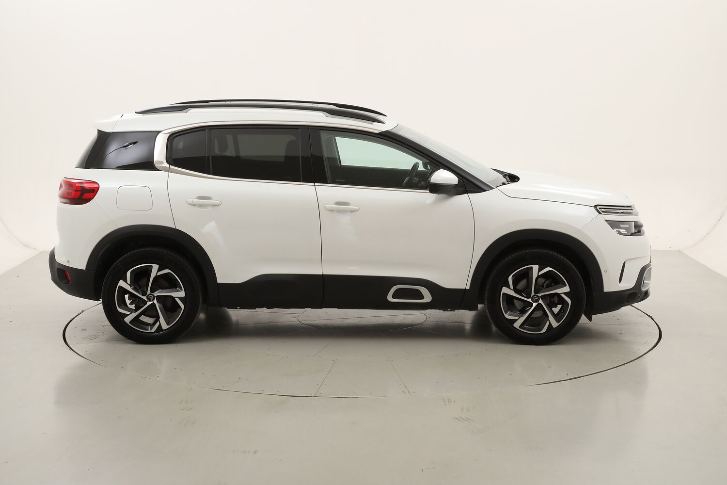 Citroen C5 Aircross Shine EAT8 usata del 2022 con 62.423 km
