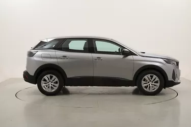 Peugeot 3008 Active Pack 1.5 Diesel 131CV Manuale Peugeot 3008 Active Pack 1.5 Diesel 131CV Manuale