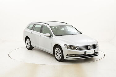 Volkswagen Passat Variant Comfortline DSG usata del 2017 con 71.823 km