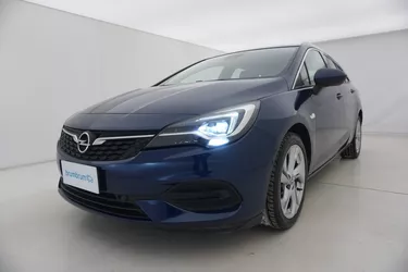 Opel Astra ST Business Elegance AT9 1.5 Diesel 122CV Automatico Visione frontale