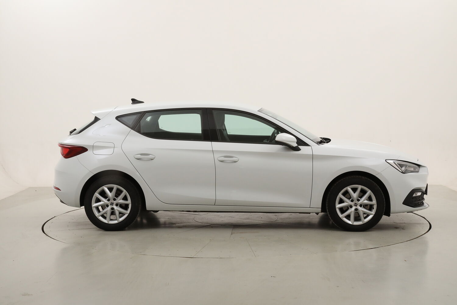 Seat Leon Business DSG usata del 2022 con 79.381 km