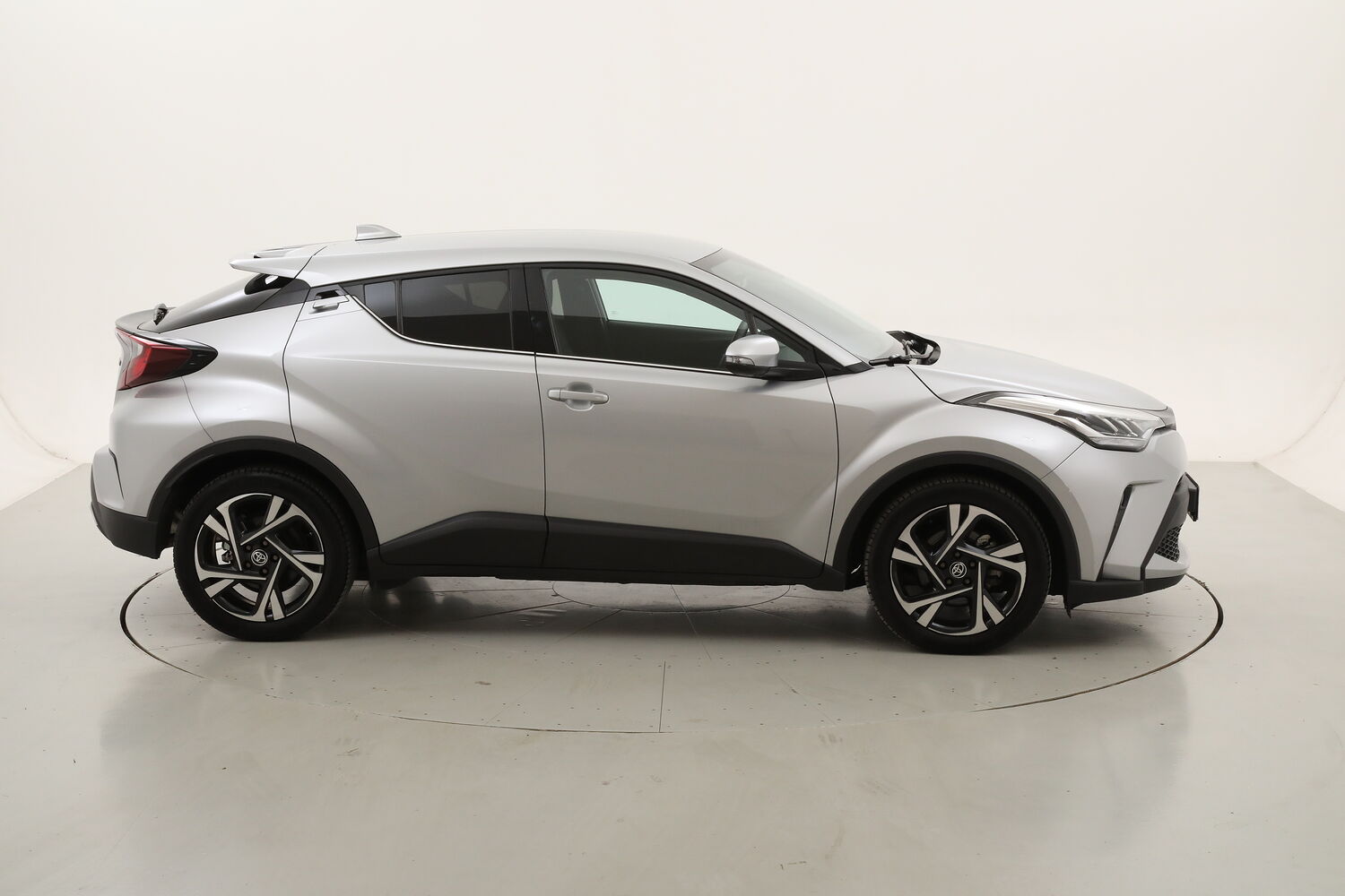 Toyota C-HR Hybrid Morebusiness usata del 2024 con 20.182 km