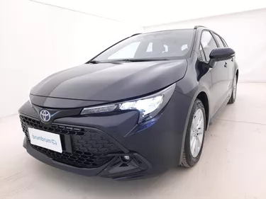 Toyota Corolla TS Hybrid Active 1.8 Full Hybrid 140CV Automatico Visione frontale