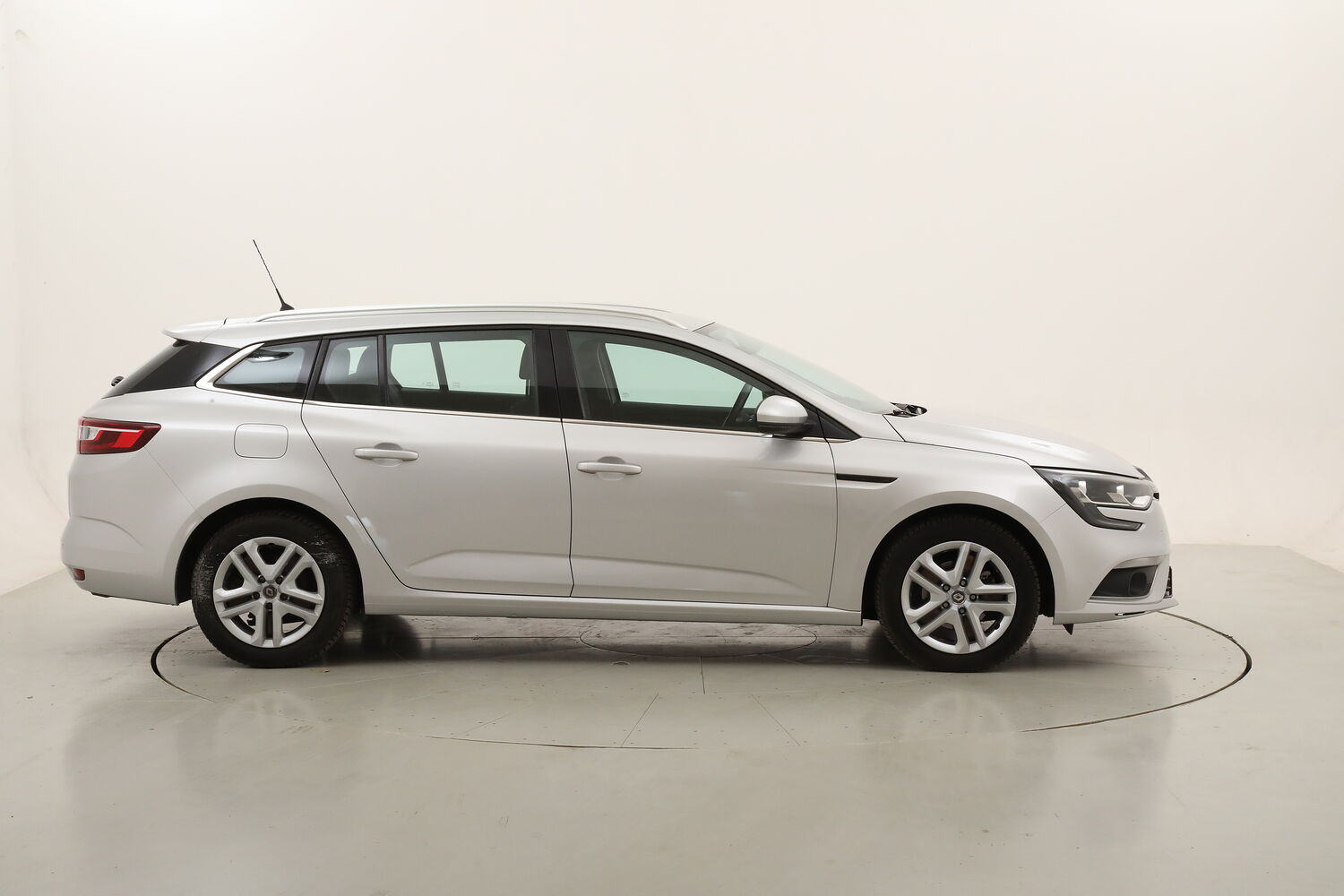 Renault Megane Sporter Business usata del 2020 con 91.504 km