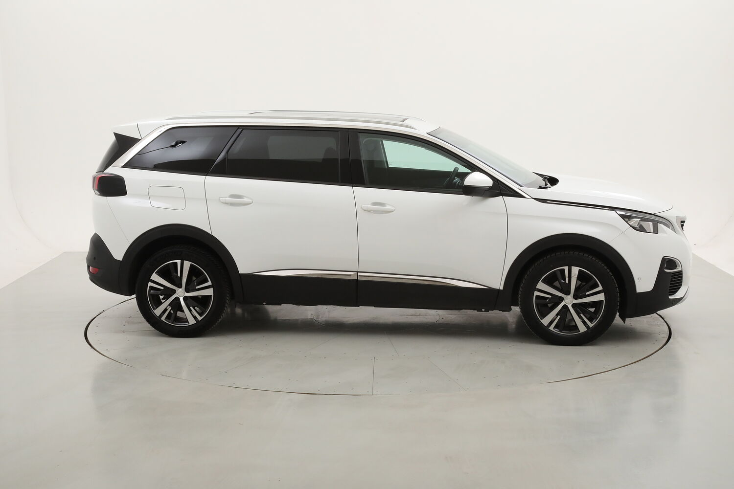 Peugeot 5008 Allure EAT8 usata del 2019 con 77.662 km