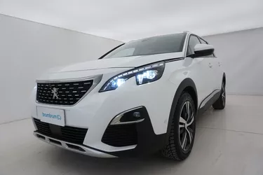 Peugeot 5008 Allure EAT8 1.5 Diesel 131CV Automatico Visione frontale