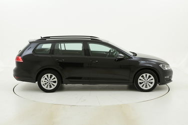 Volkswagen Golf Variant Executive DSG usata del 2017 con 55.700 km