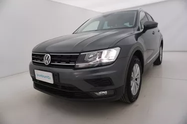 Volkswagen Tiguan Business 4MOTION DSG 2.0 Diesel 150CV Automatico Visione frontale