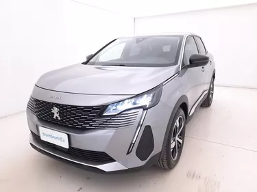 Peugeot 3008 Allure Pack EAT8 1.5 Diesel 131CV Automatico Visione frontale