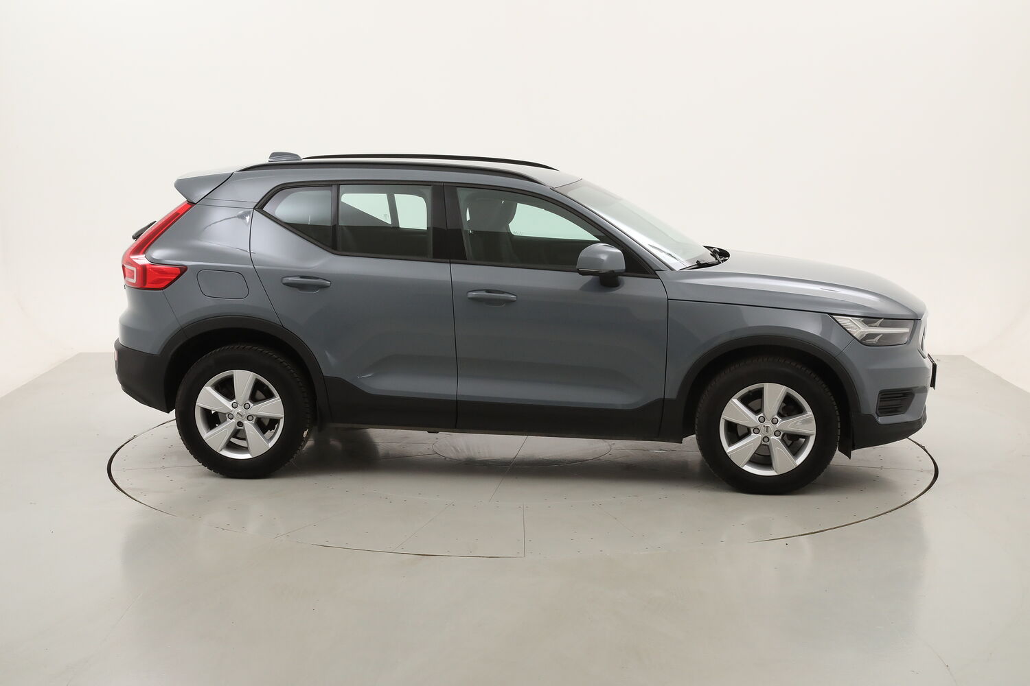 Volvo XC40 D3 Business Geartronic usata del 2020 con 93.737 km