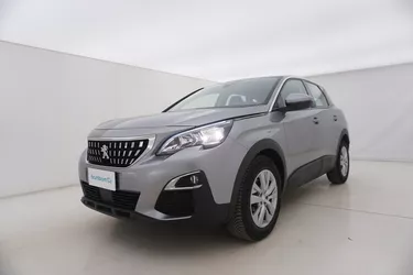 Peugeot 3008 Business EAT8 1.5 Diesel 131CV Automatico Visione frontale