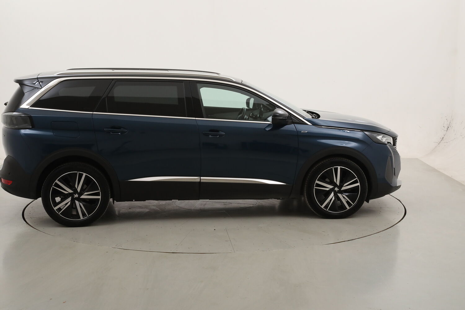 Peugeot 5008 GT Pack EAT8 - 7 posti usata del 2021 con 38.519 km