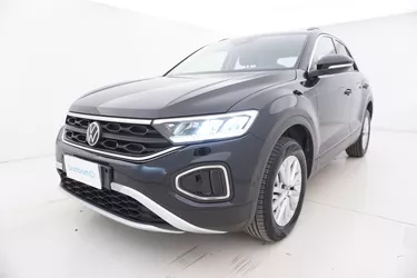 Volkswagen T-Roc Life DSG 1.5 Benzina 150CV Automatico Visione frontale