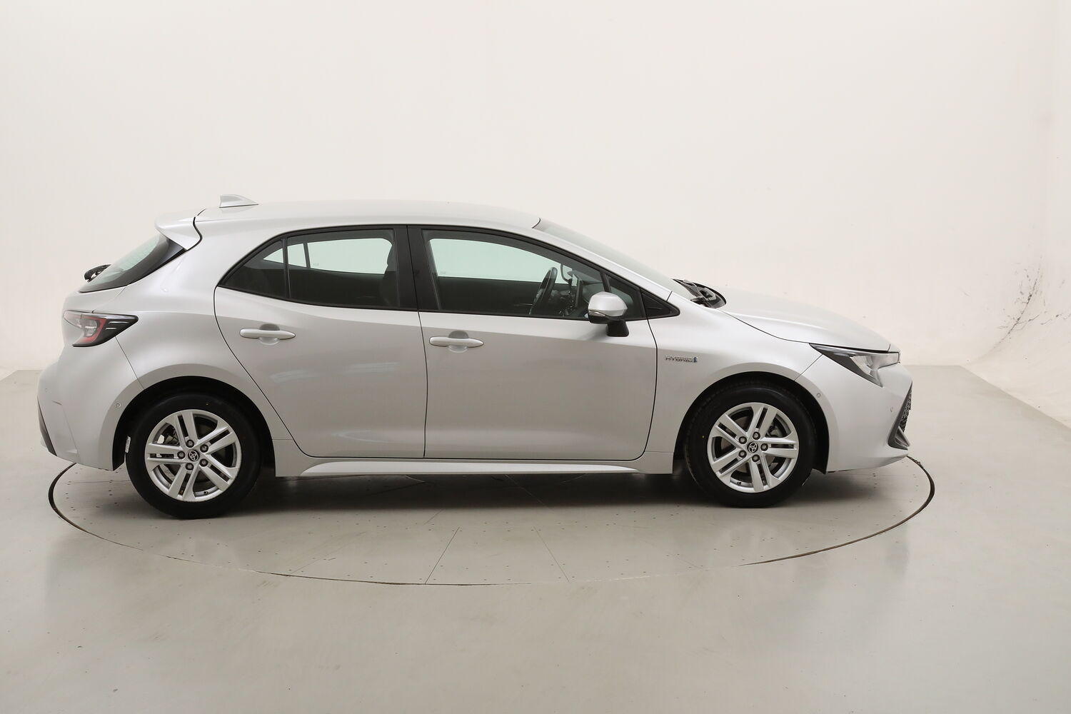 Toyota Corolla Hybrid Business Tech usata del 2021 con 120.143 km