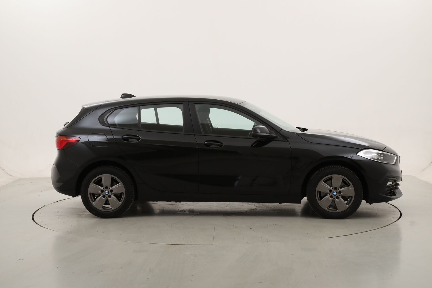 BMW Serie 1 Business Advantage usata del 2023 con 35.749 km