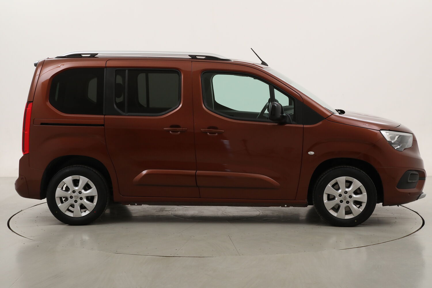 Opel Combo Life Electric Life Edition Plus usata del 2022 con 58.349 km