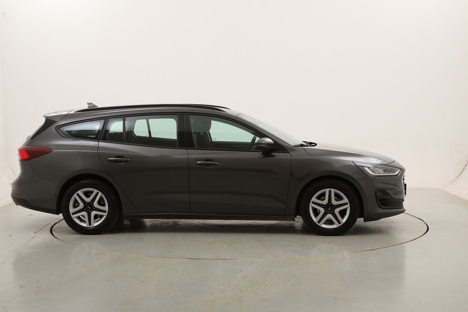 Ford Focus SW Business usata del 2022 con 118.572 km