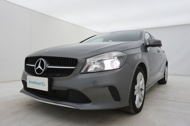 Mercedes Classe A Da un'altra prospettiva Mercedes Classe A Da un'altra prospettiva