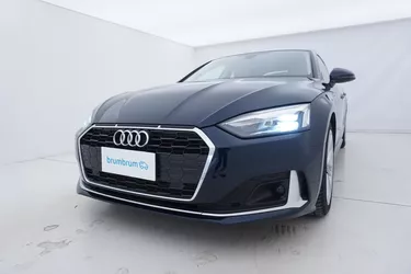 Audi A5 Business Advance g-tron S tronic  2.0 Metano 170CV Automatico Visione frontale