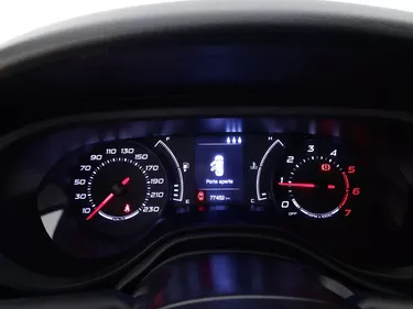 Fiat Tipo Easy 4 porte 1.6 Diesel 120CV Manuale Interni