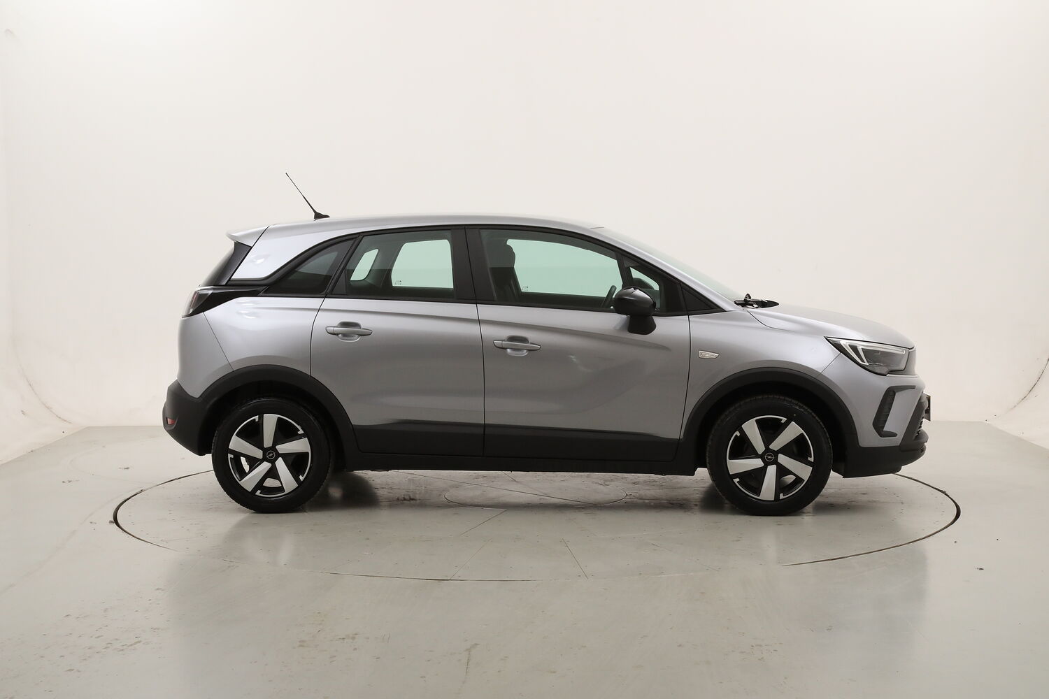 Opel Crossland Edition usata del 2022 con 21.427 km