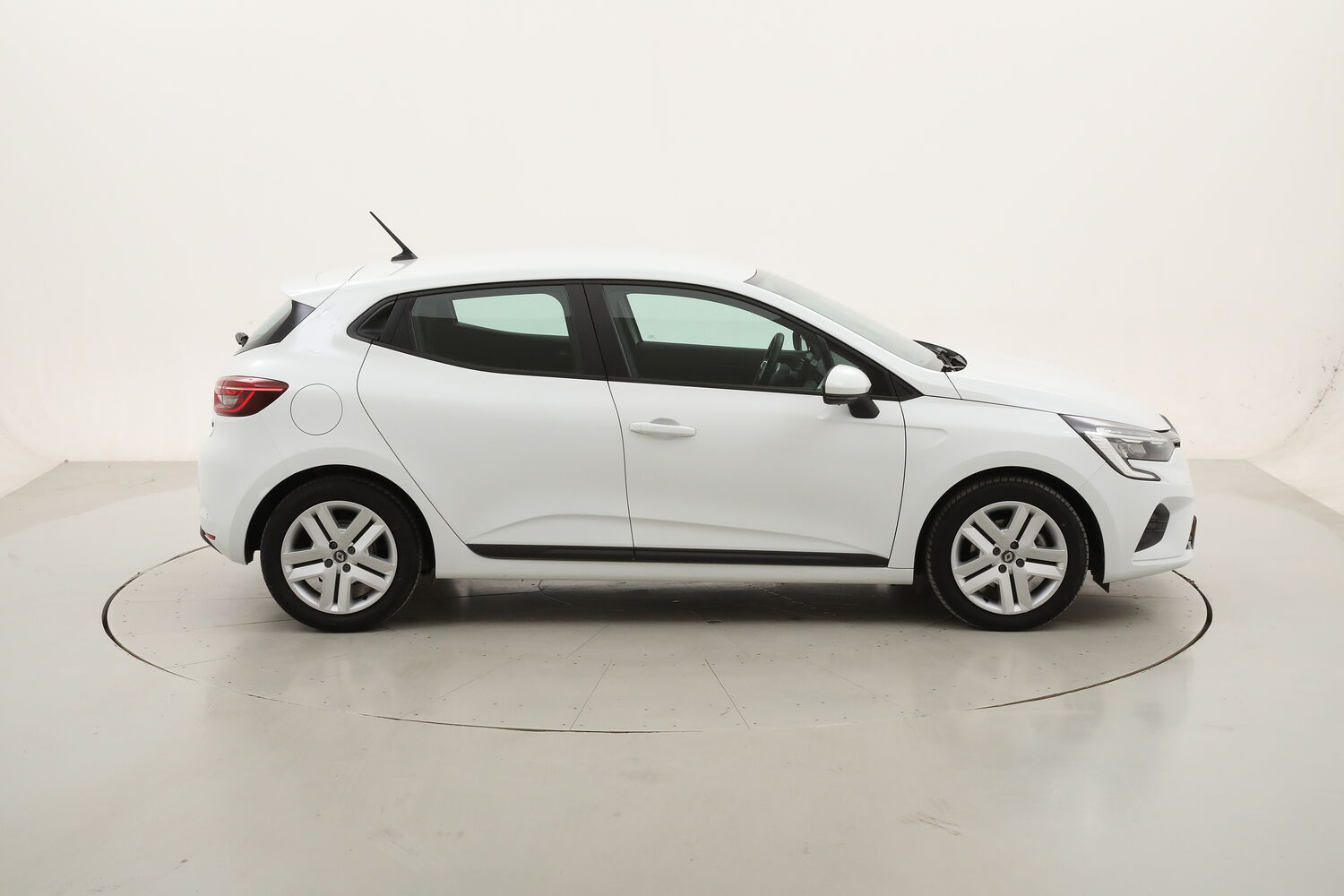 Renault Clio Hybrid Business usata del 2022 con 43.932 km