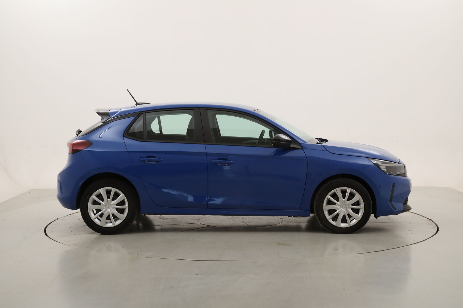 Opel Corsa Edition usata del 2025 con 18.975 km