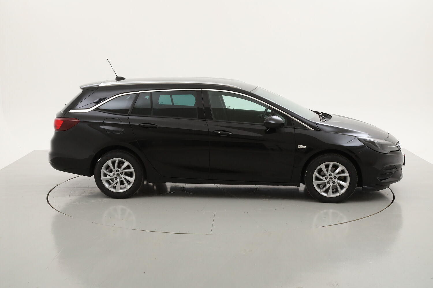 Opel Astra ST Business Elegance AT9 usata del 2021 con 62.103 km