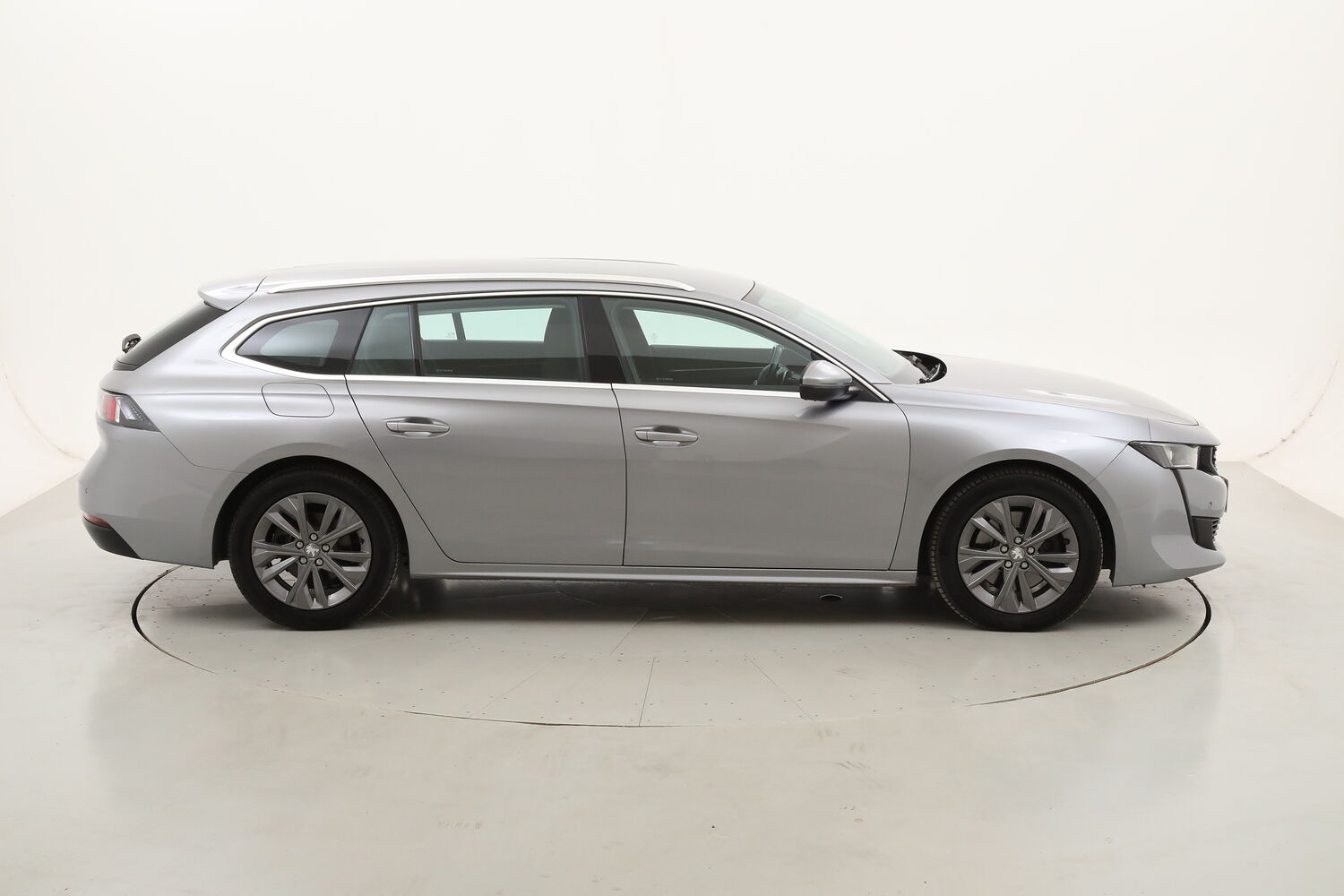 Peugeot 508 SW Business EAT8 usata del 2020 con 121.125 km