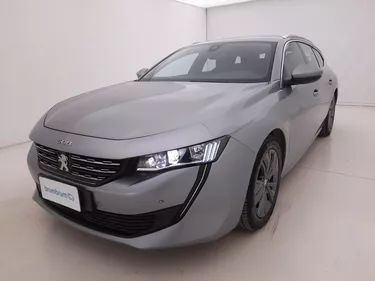 Peugeot 508 SW Business EAT8 2.0 Diesel 163CV Automatico Visione frontale