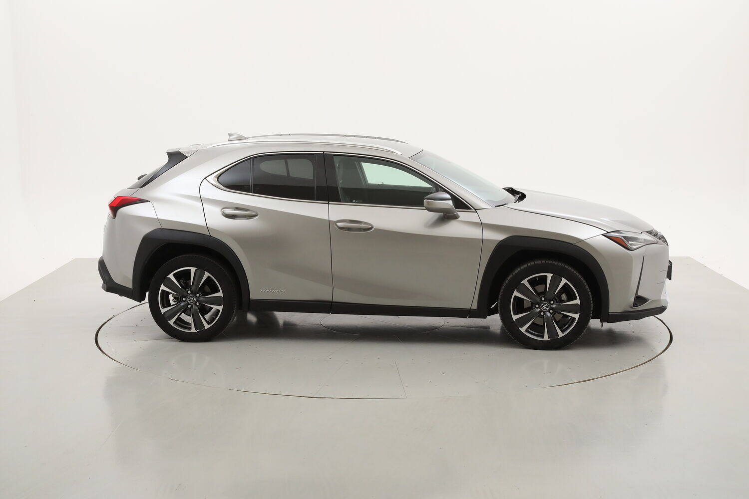 Lexus UX Hybrid Executive usata del 2019 con 104.633 km