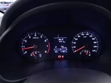 Kia Stonic Urban 1.2 Benzina 84CV Manuale Interni
