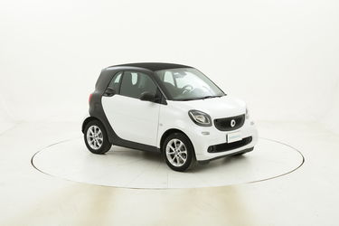 Smart Fortwo Youngster twinamic usata del 2017 con 105.767 km