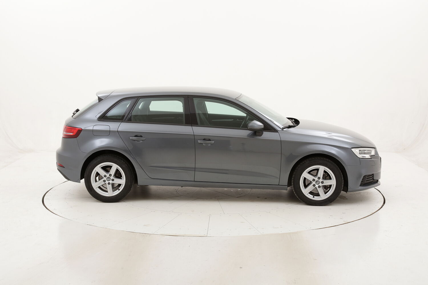 Audi A3 SPB S tronic usata del 2017 con 121.287 km
