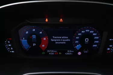 Audi Q3 Business Advanced S tronic 2.0 Diesel 150CV Automatico Interni