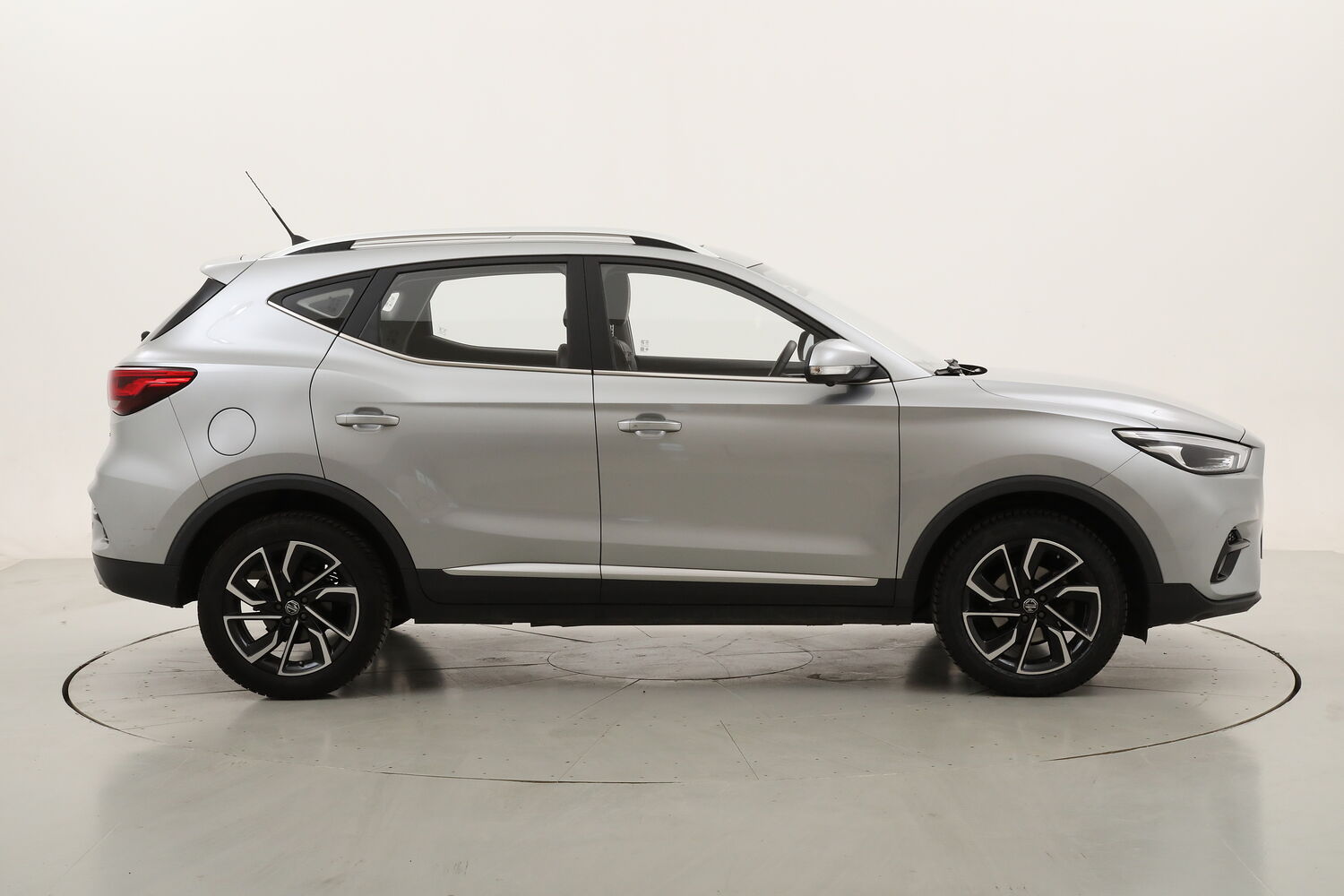 MG ZS Luxury usata del 2022 con 107.809 km