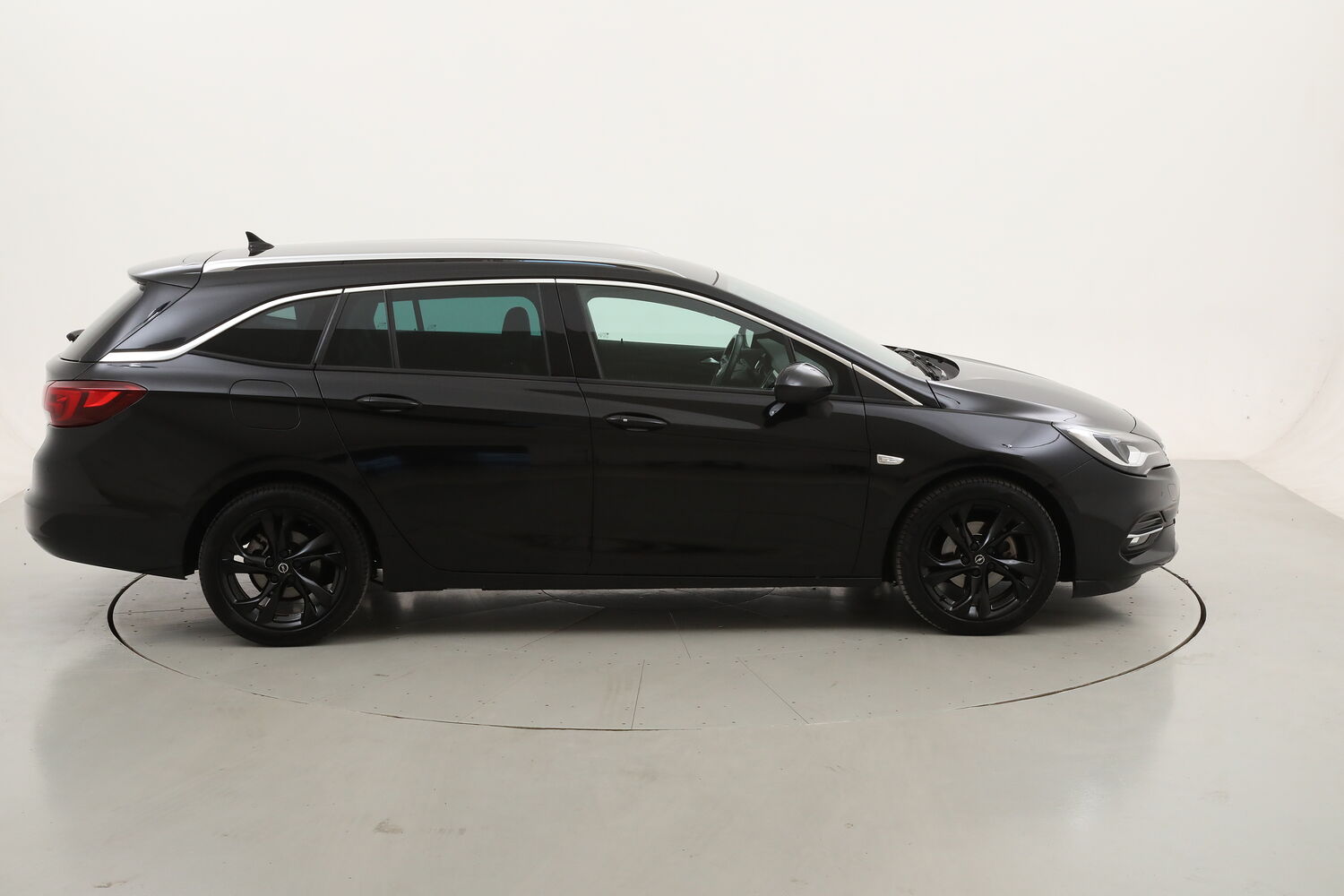 Opel Astra ST Business Elegance usata del 2020 con 100.171 km