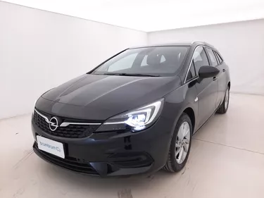 Opel Astra ST Business Elegance 1.5 Diesel 122CV Manuale Visione frontale