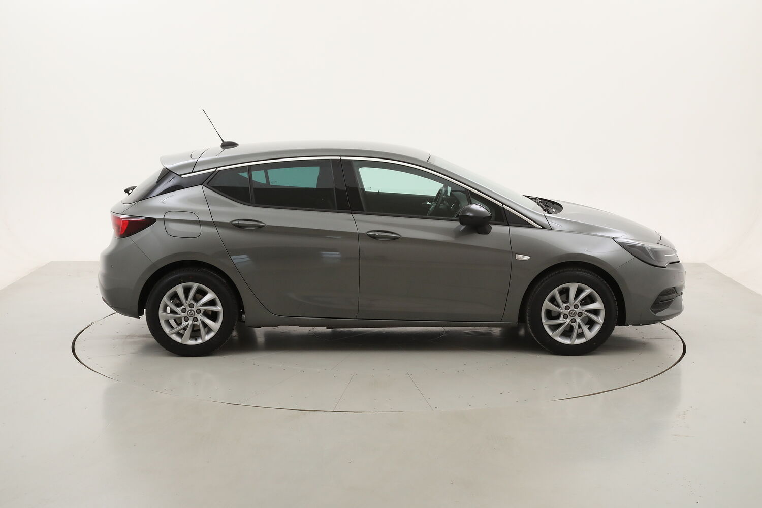Opel Astra Business Elegance AT9 usata del 2021 con 100.033 km