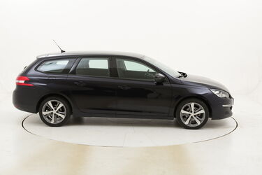Peugeot 308 SW Business usata del 2017 con 103.799 km