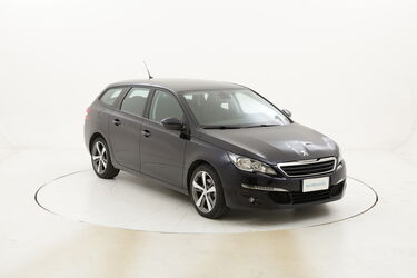 Peugeot 308 SW Business usata del 2017 con 103.799 km
