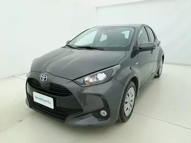 Toyota Yaris Hybrid Business 1.5 Full Hybrid 116CV Automatico Visione frontale